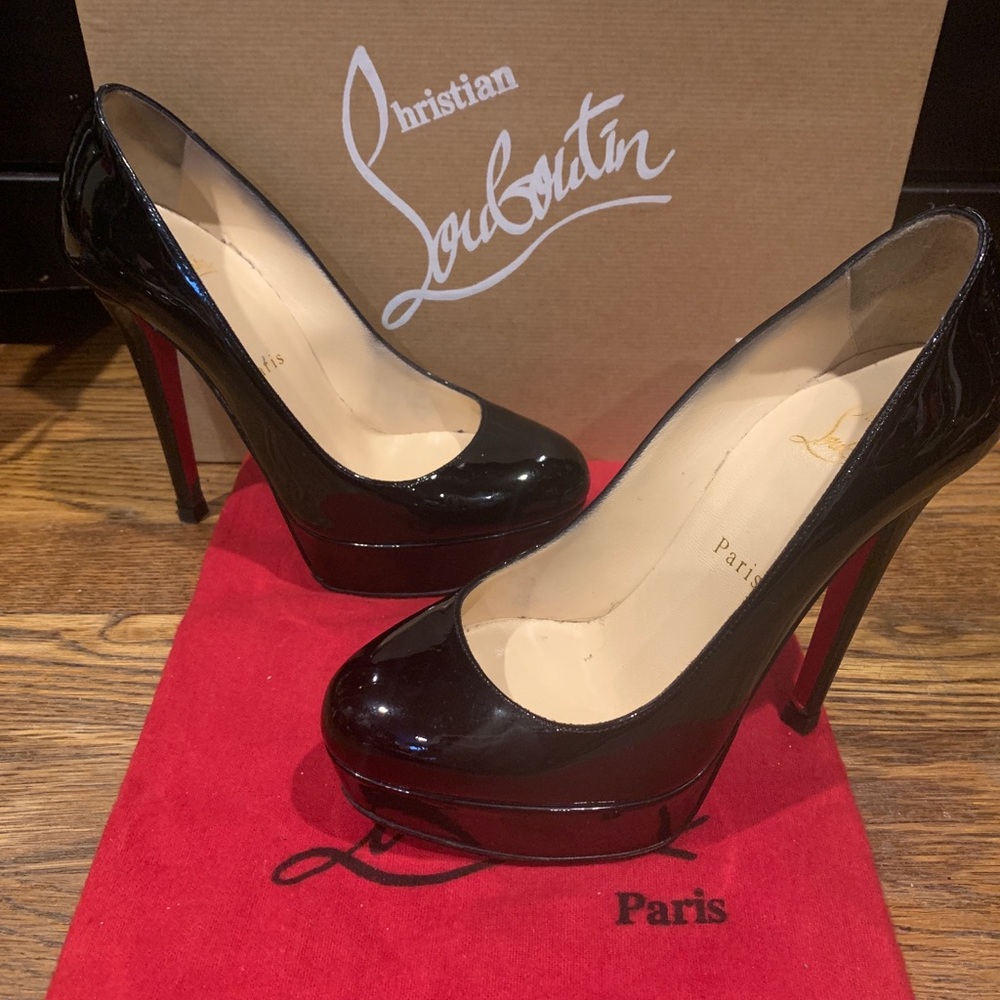 💲SOLD💲Christian louboutin Bianca pumps size 37.5